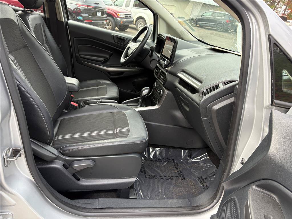 Used 2019 Ford EcoSport SES w/ SES Black Appearance Package AWD/4WD image 18