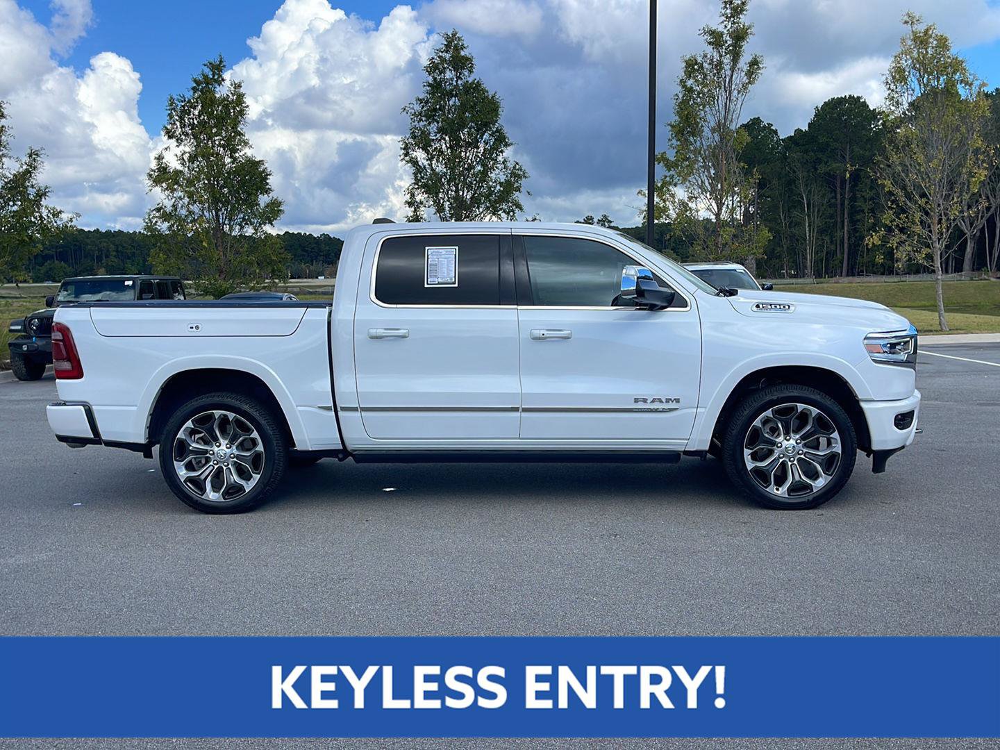 Used 2024 RAM 1500 Limited AWD/4WD image 10