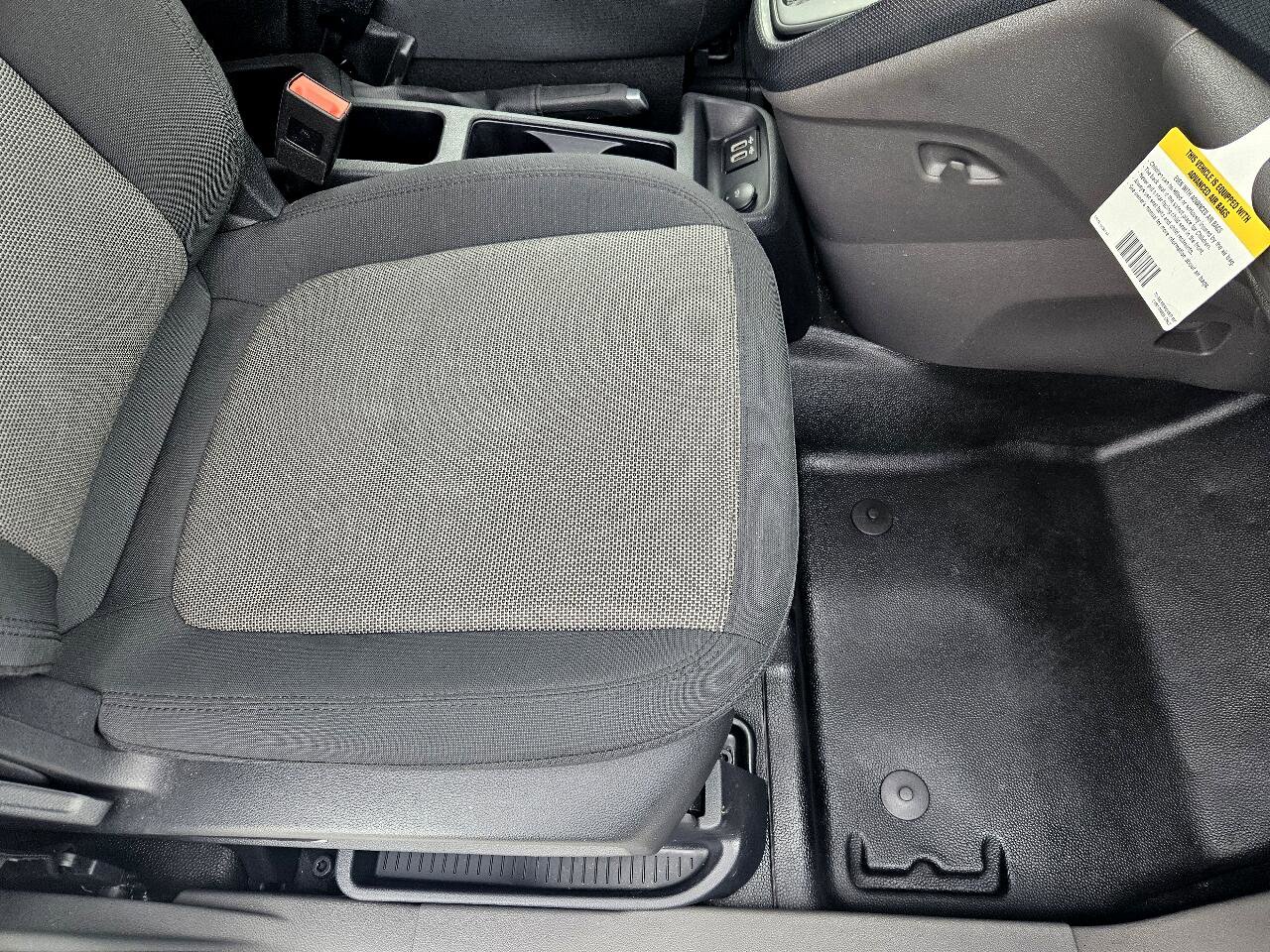Used 2022 Ford Transit Connect XL image 38