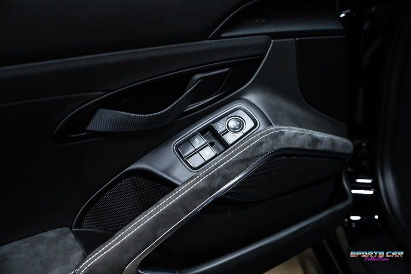 Used 2016 Porsche Cayman GT4 image 31
