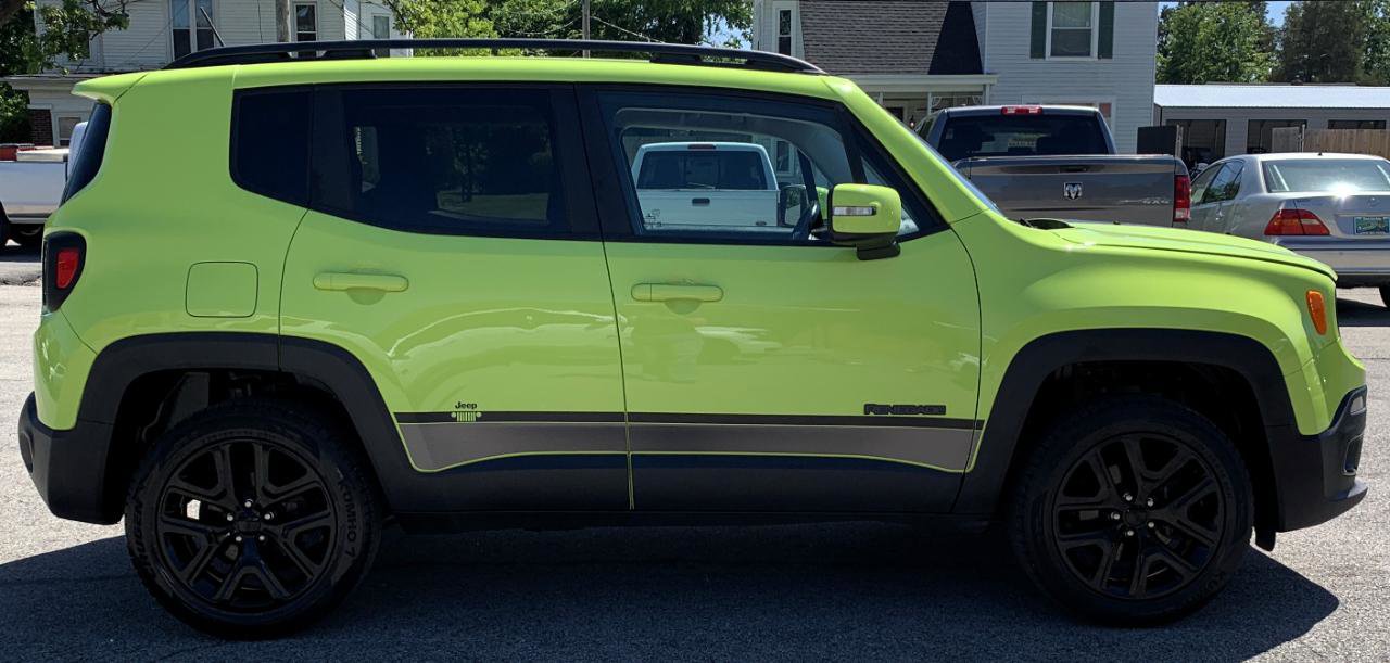 Used 2017 Jeep Renegade Altitude AWD/4WD image 6