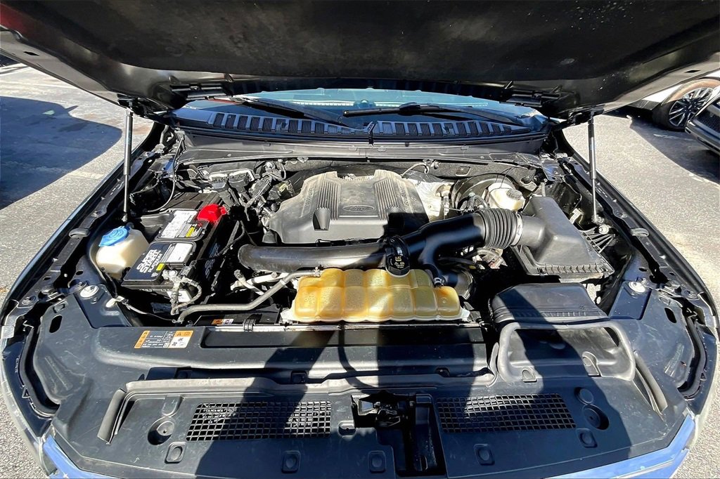 Used 2019 Ford Expedition Max XLT w/ Equipment Group 202A image 31