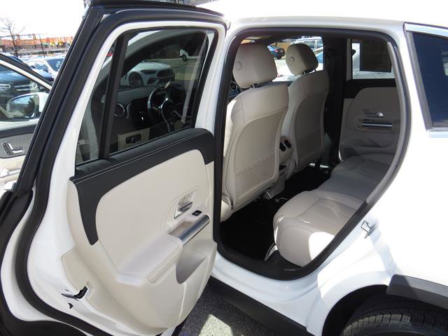 Used 2025 Mercedes-Benz GLA 250 4MATIC image 20
