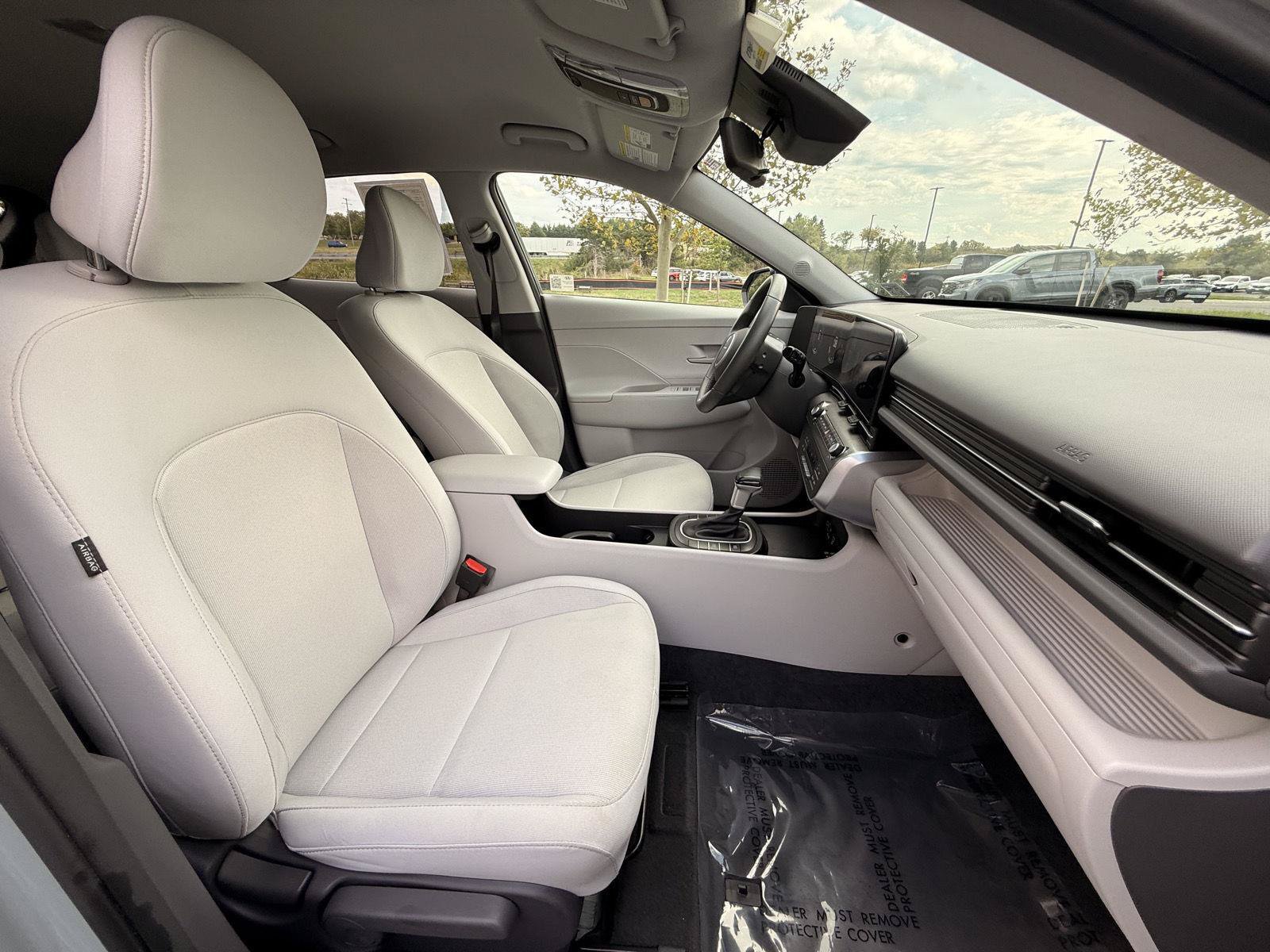 Used 2024 Hyundai Kona SEL AWD/4WD image 18