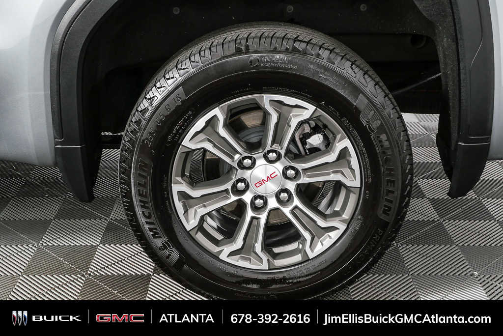 Used 2025 GMC Sierra 1500 SLT AWD/4WD image 33