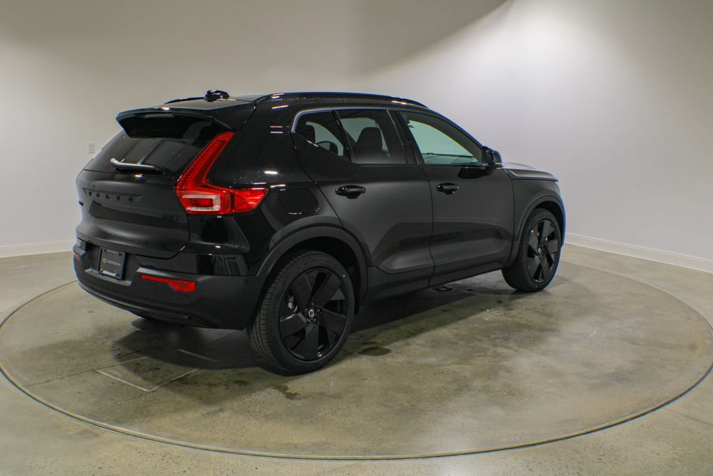 New 2026 Volvo XC40 B5 Ultra w/ Climate Package AWD/4WD image 5