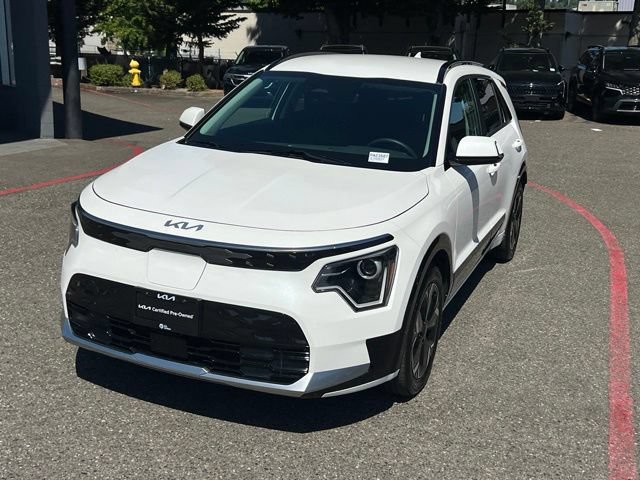 Certified 2024 Kia Niro Wind FWD image 5