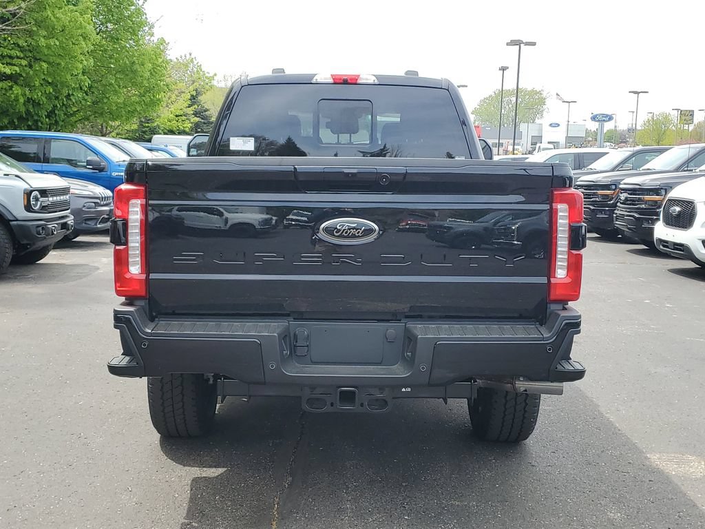 New 2026 Ford F350 Lariat w/ Black Appearance Package AWD/4WD image 5