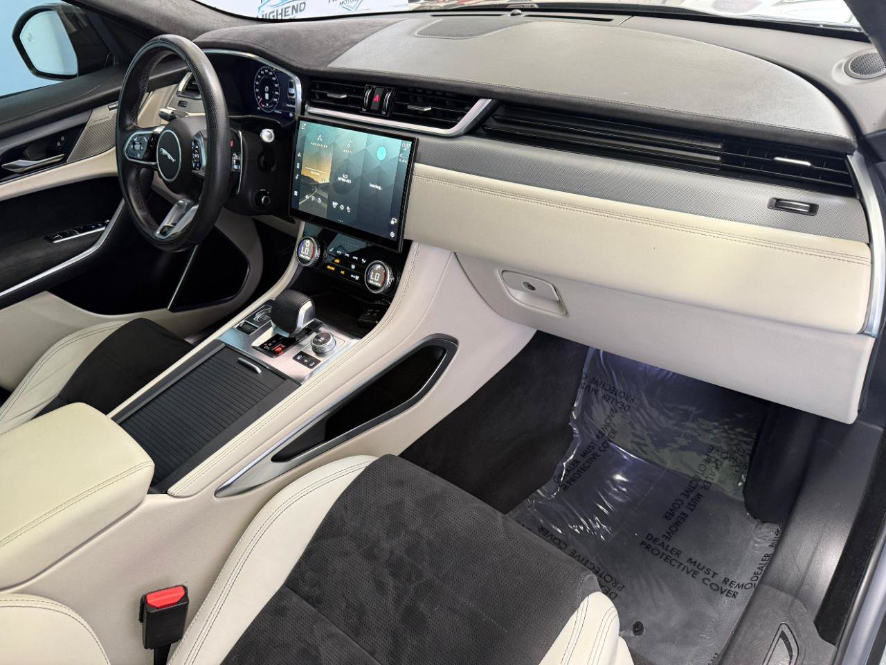 Used 2021 Jaguar F-PACE SVR AWD/4WD image 29