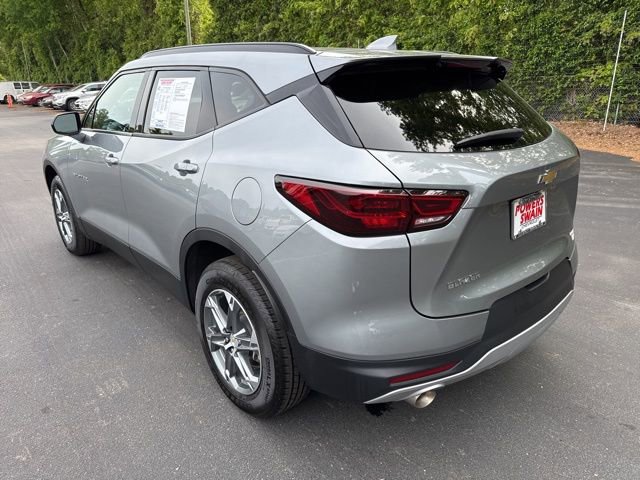 Used 2024 Chevrolet Blazer LT w/ Convenience Package image 3