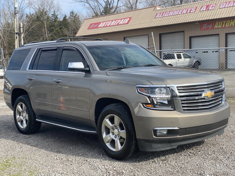 Used 2018 Chevrolet Tahoe Premier image 3