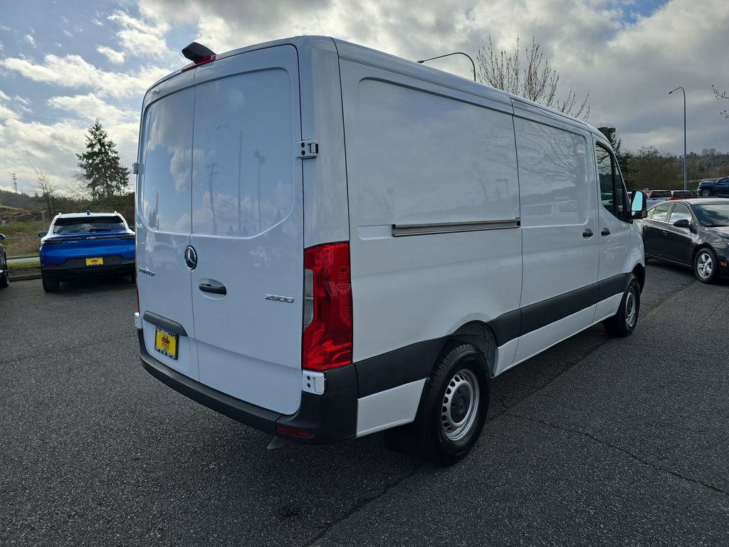 Used 2023 Mercedes-Benz Sprinter 144 Cargo image 6
