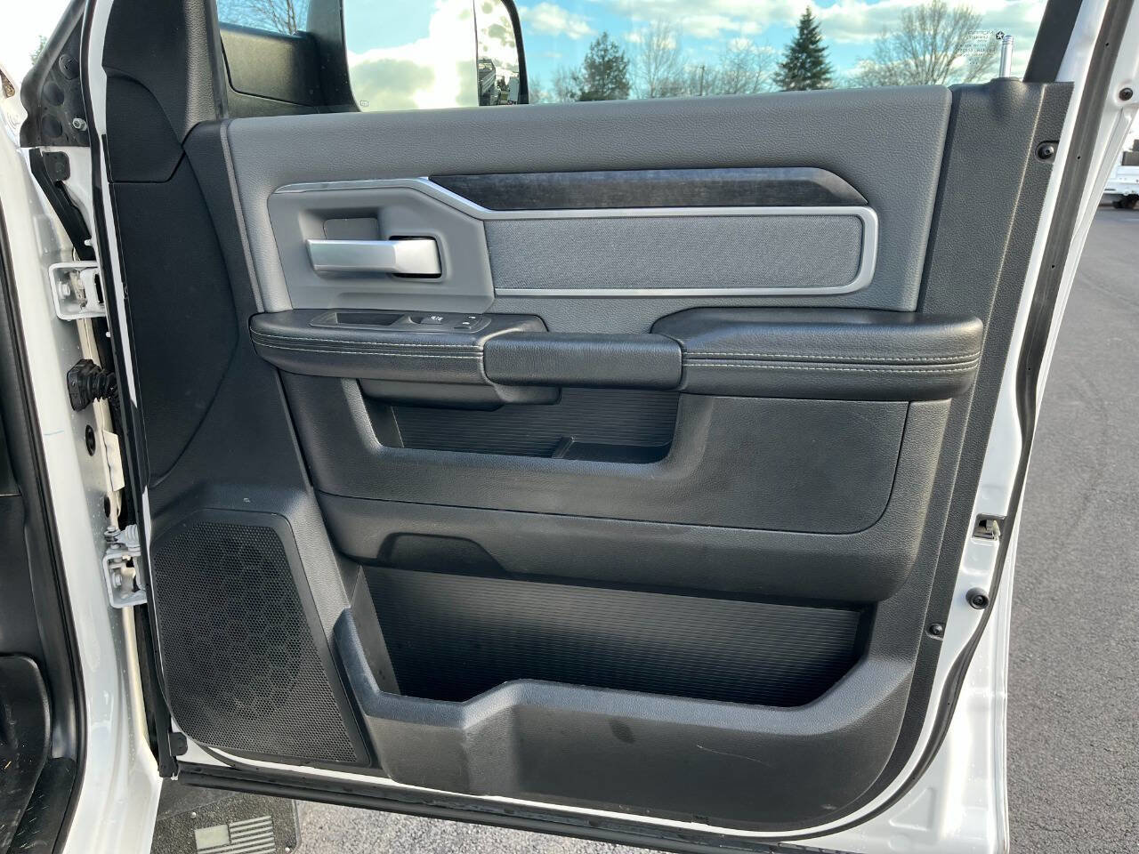 Used 2019 RAM 2500 Big Horn image 23