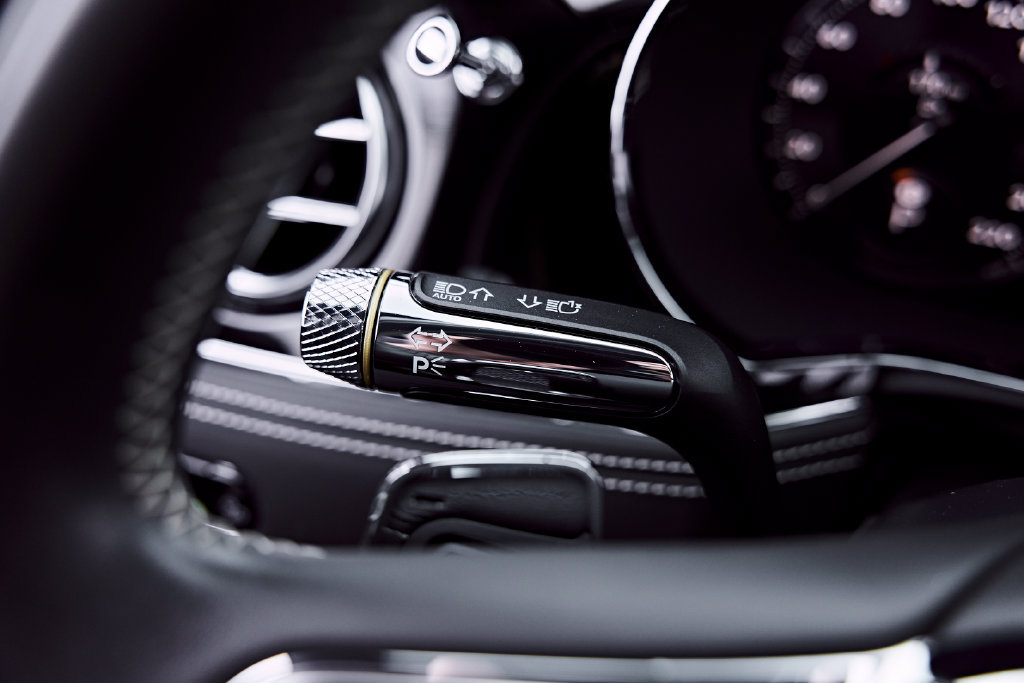Used 2023 Bentley Flying Spur S V8 AWD/4WD image 64