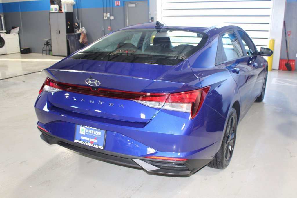 Used 2023 Hyundai Elantra SEL image 42