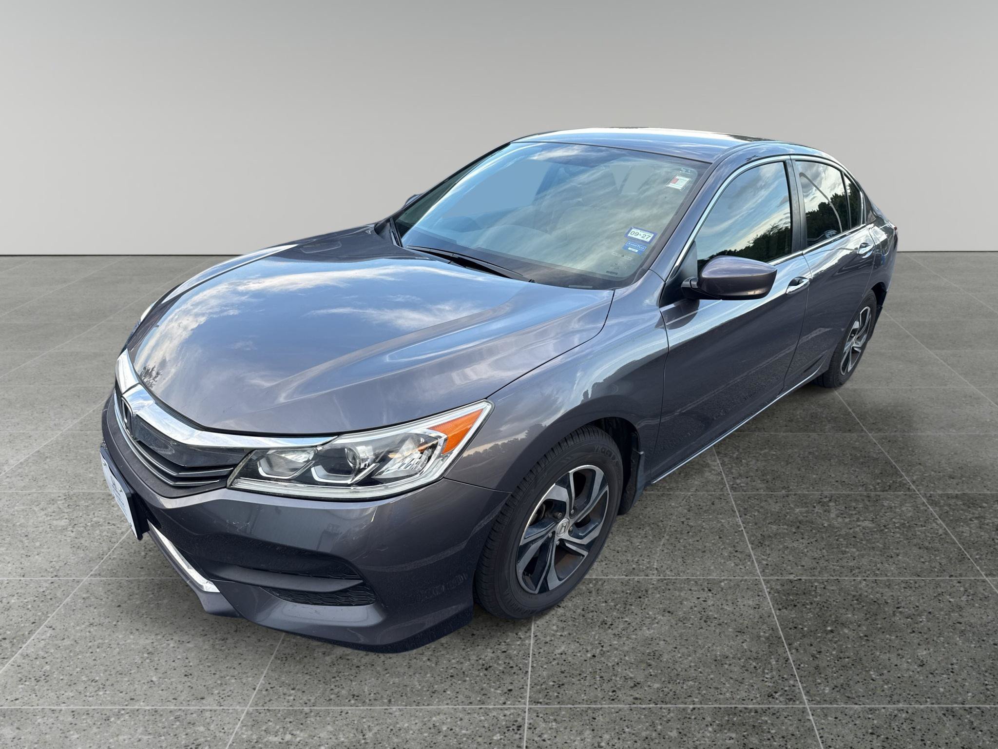 Certified 2017 Honda Accord LX image 1