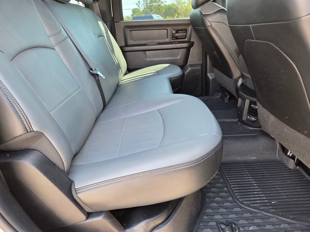 Used 2024 RAM 3500 Tradesman w/ Chrome Appearance Group image 13