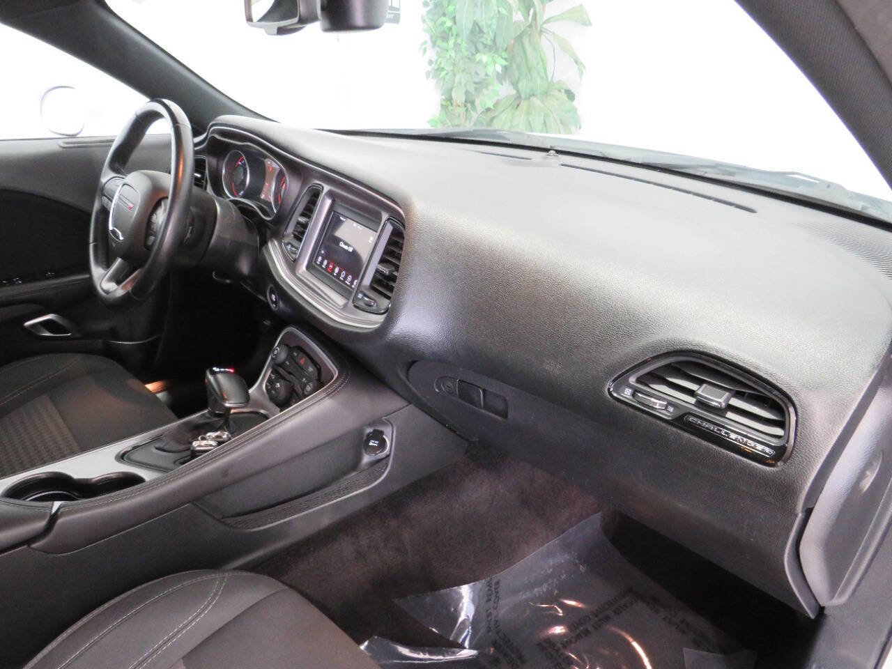 Used 2019 Dodge Challenger SXT AWD/4WD image 9