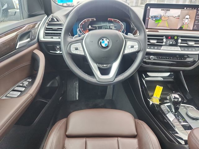 Used 2024 BMW X3 xDrive30i w/ Premium Package image 9