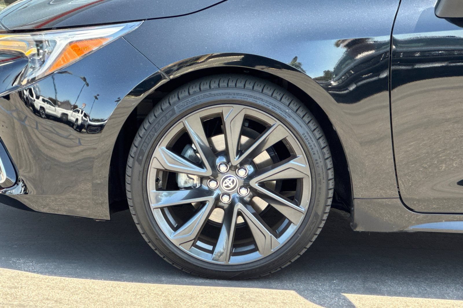 Certified 2025 Toyota Corolla XSE FWD image 34