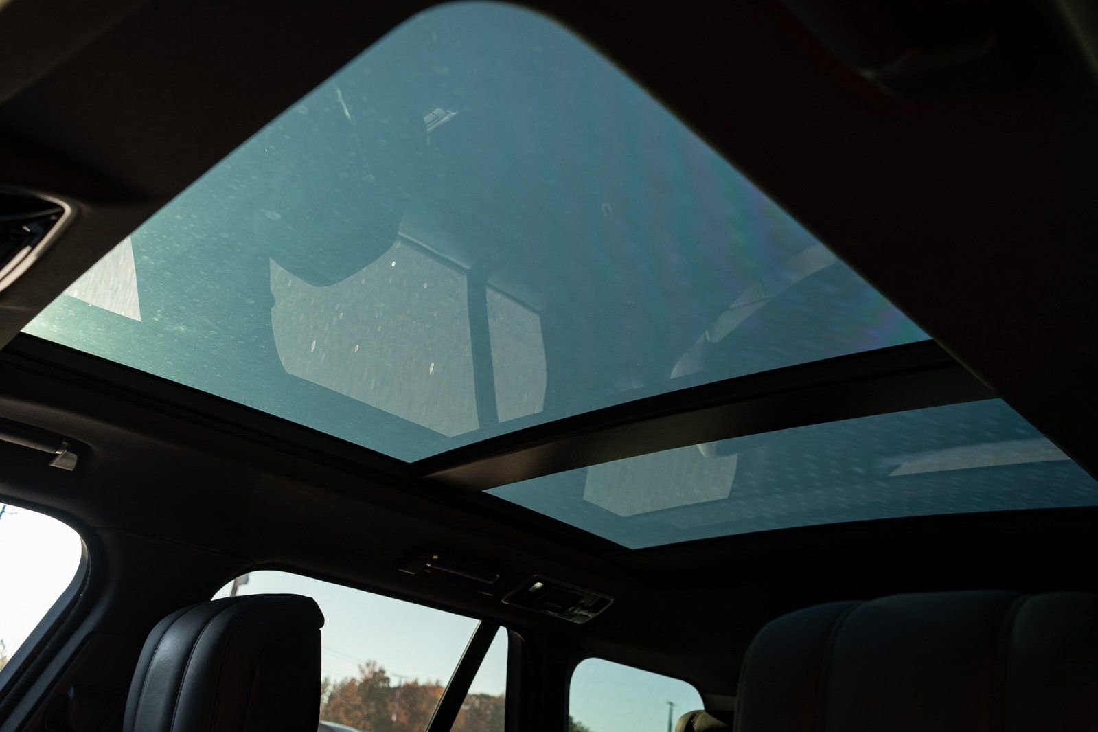 Used 2021 Land Rover Range Rover P525 Westminster Edition image 24