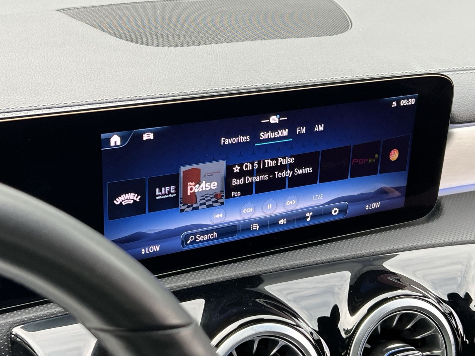 Certified 2025 Mercedes-Benz CLA 250 4MATIC image 23