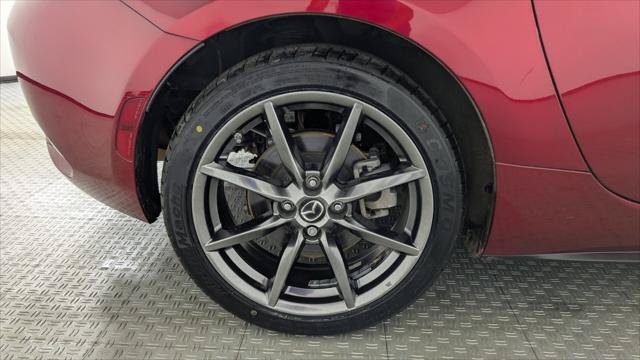 Used 2020 MAZDA MX-5 Miata RF Grand Touring RWD image 29