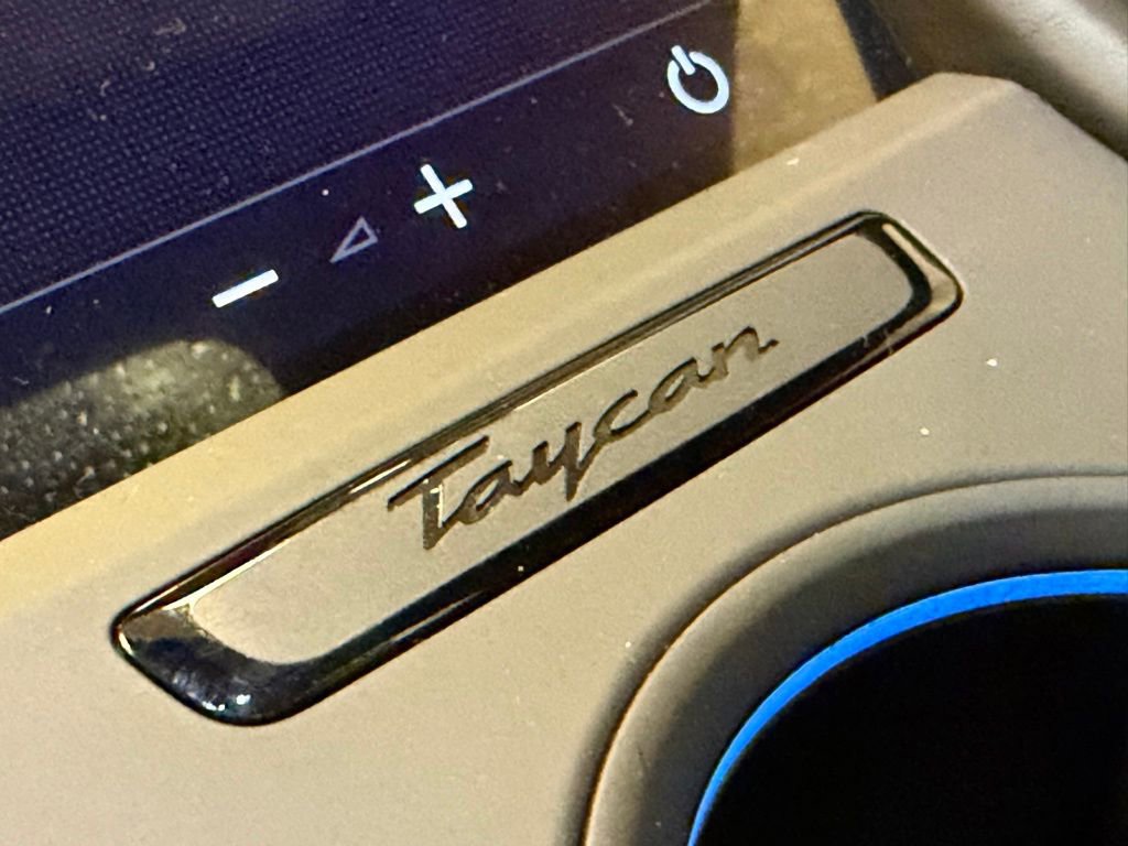 New 2026 Porsche Taycan GTS AWD/4WD image 28