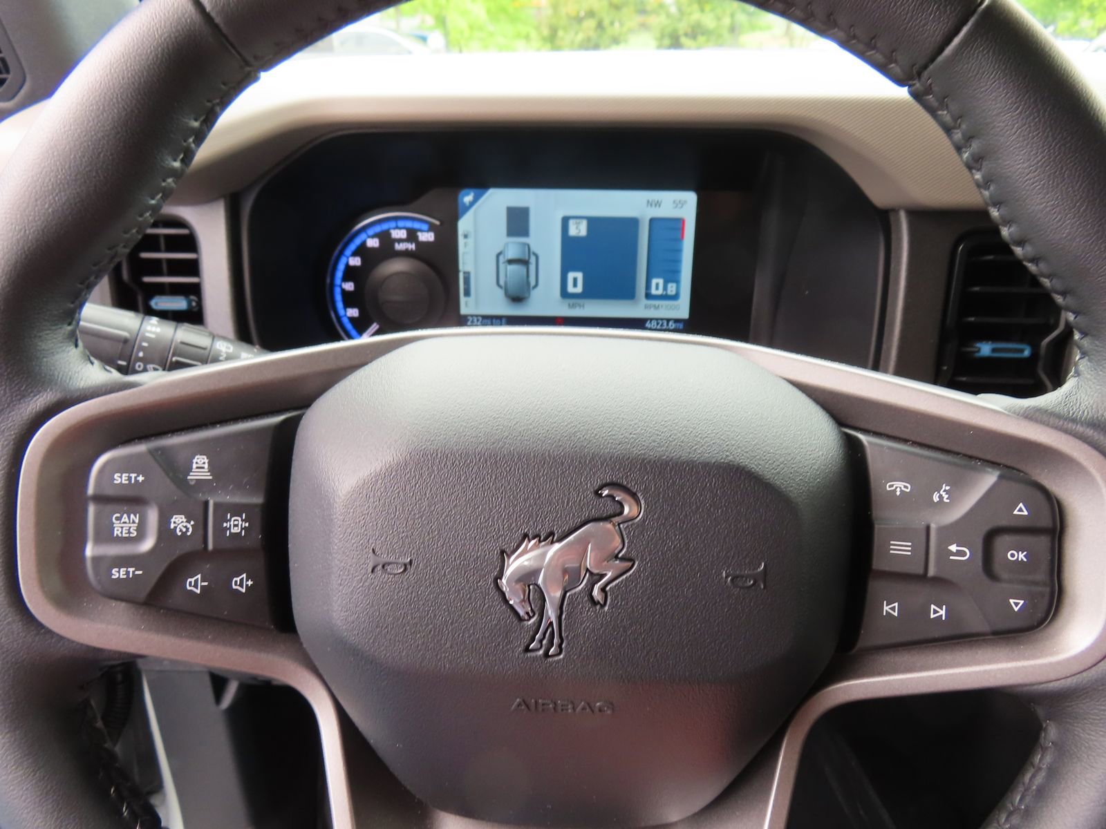 Used 2024 Ford Bronco Wildtrak AWD/4WD image 18