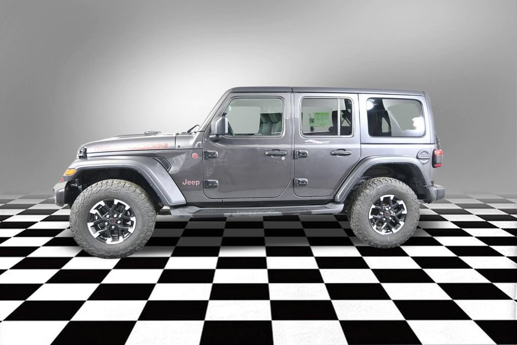 Used 2024 Jeep Wrangler Unlimited Rubicon w/ Dual Top Group AWD/4WD image 3