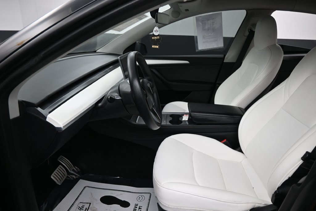 Used 2022 Tesla Model Y Performance AWD/4WD image 21