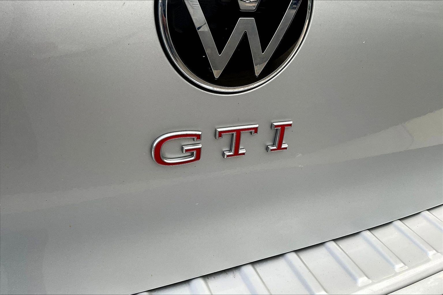 Used 2022 Volkswagen GTI S FWD image 23