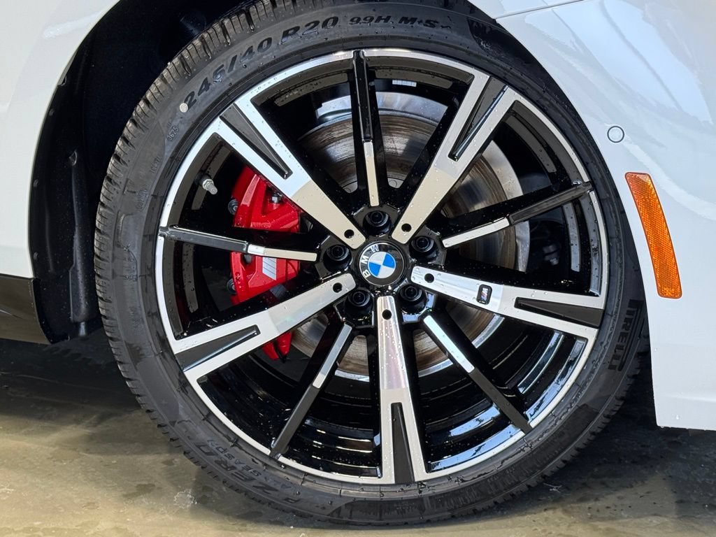 Used 2026 BMW 530i xDrive w/ M Sport Package AWD/4WD image 7