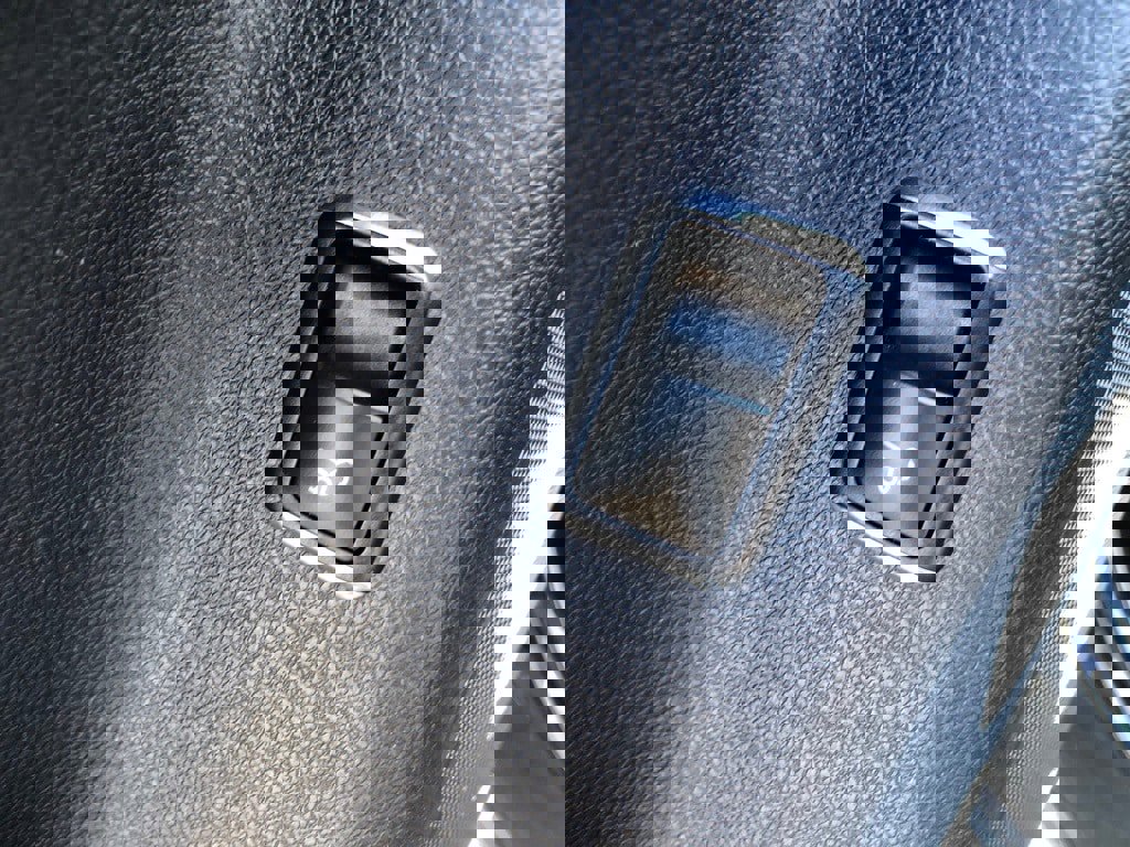 Used 2018 Mercedes-Benz GLE 43 AMG 4MATIC Coupe w/ Parking Assist Package image 13