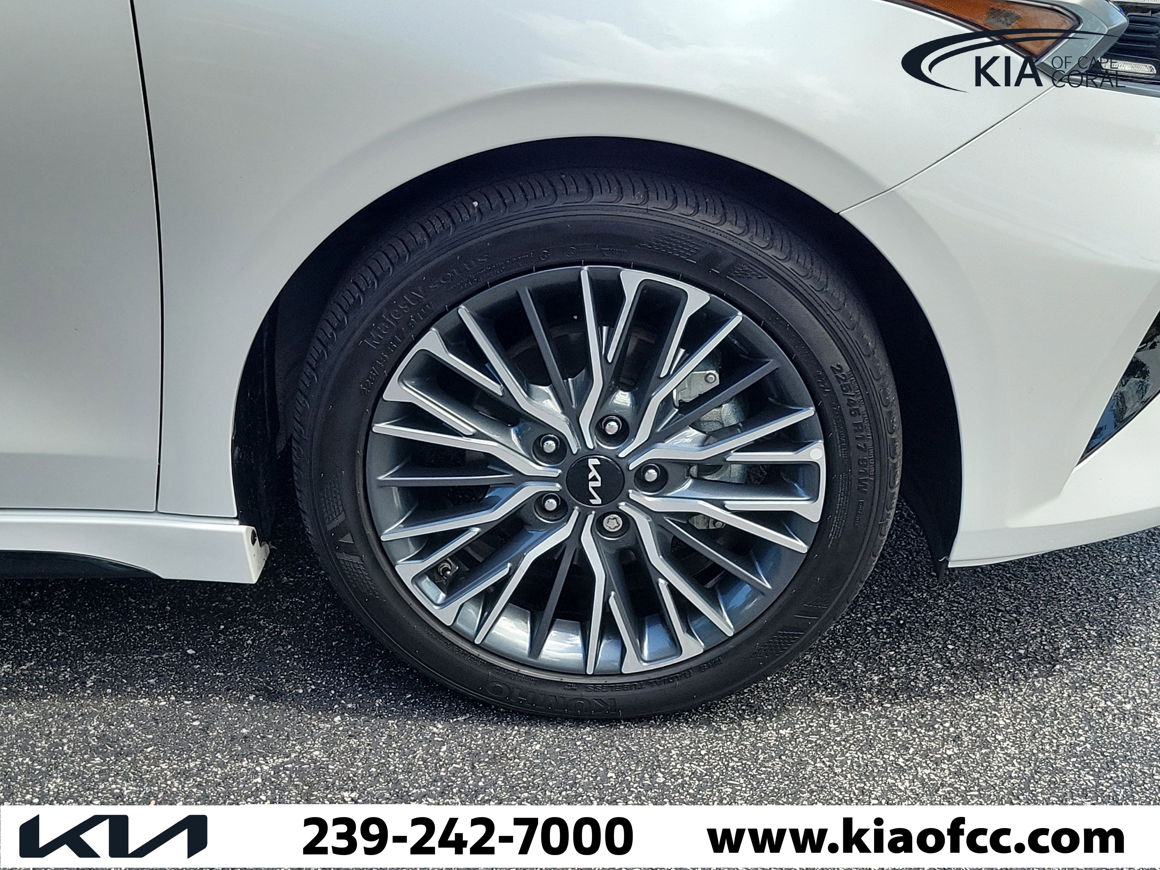 Used 2024 Kia Forte GT-Line image 7