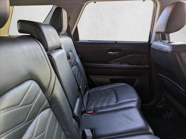 Used 2023 Nissan Pathfinder Platinum w/ Cargo Package image 22