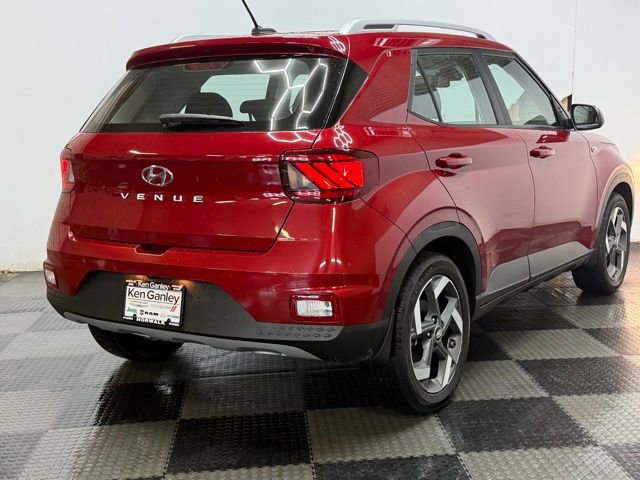 Certified 2024 Hyundai Venue SEL image 13