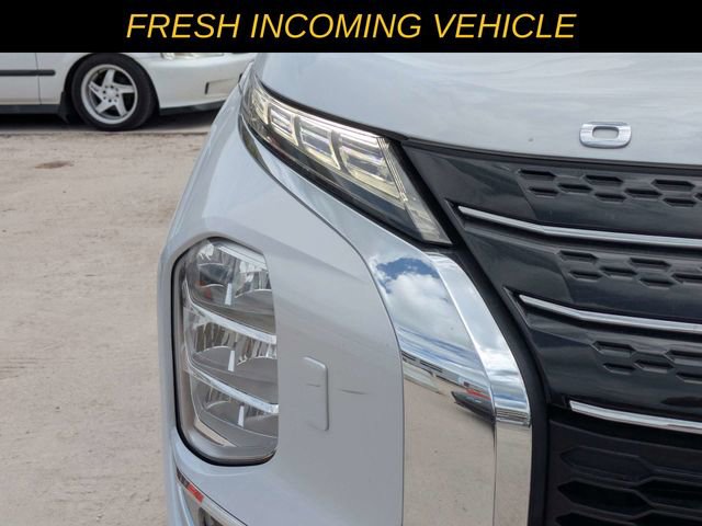 Used 2022 Mitsubishi Outlander SE AWD/4WD image 7