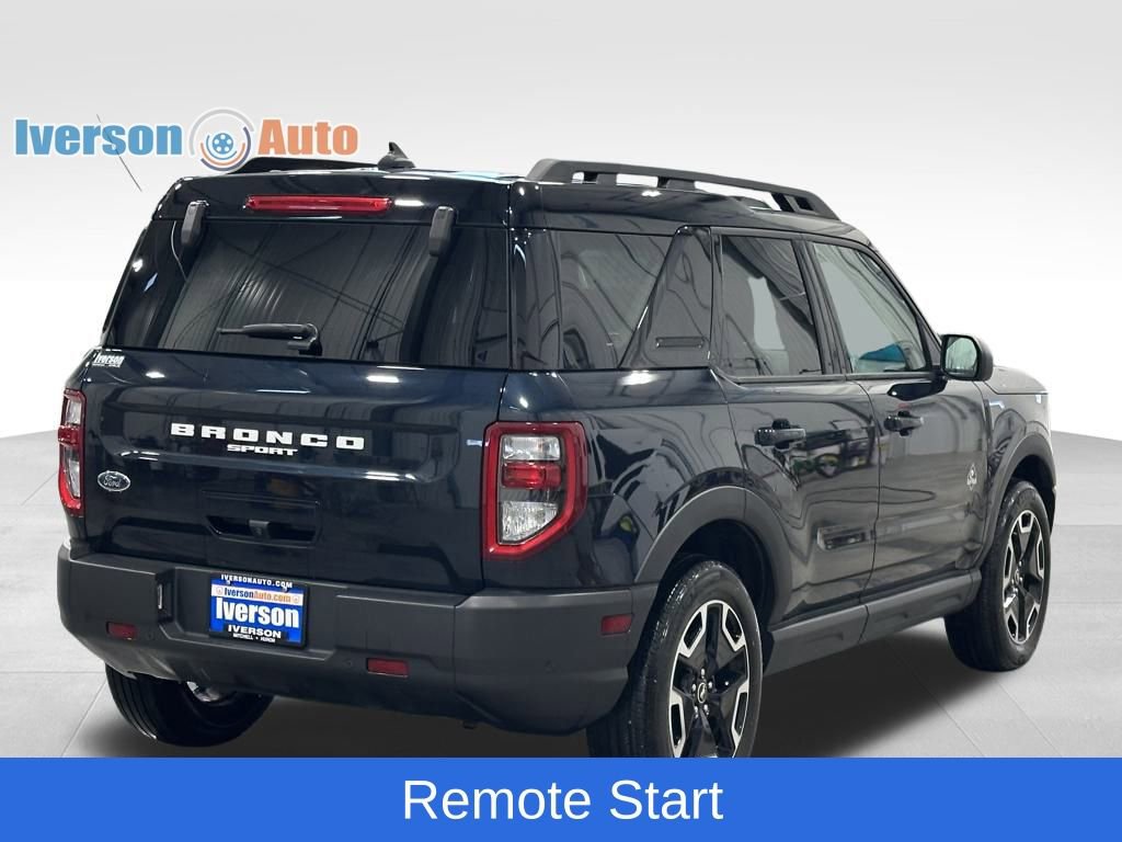 Used 2023 Ford Bronco Sport Outer Banks w/ Tech Package image 9
