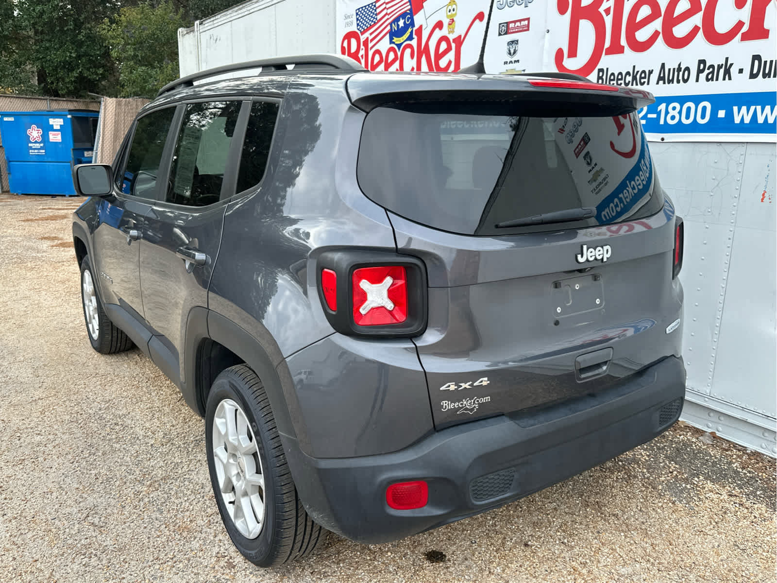 Used 2022 Jeep Renegade Latitude w/ Convenience Group image 8