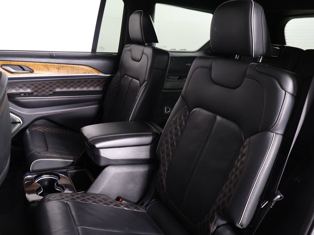 Used 2021 Jeep Grand Cherokee L Summit image 38