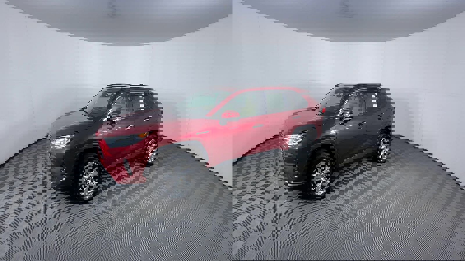 Used 2020 Toyota RAV4 Limited image 4