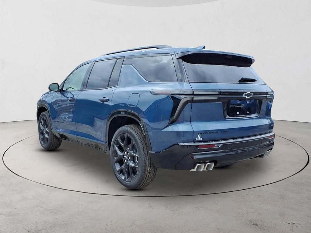 New 2026 Chevrolet Traverse RS w/ LPO, Floor Liner Package AWD/4WD image 7