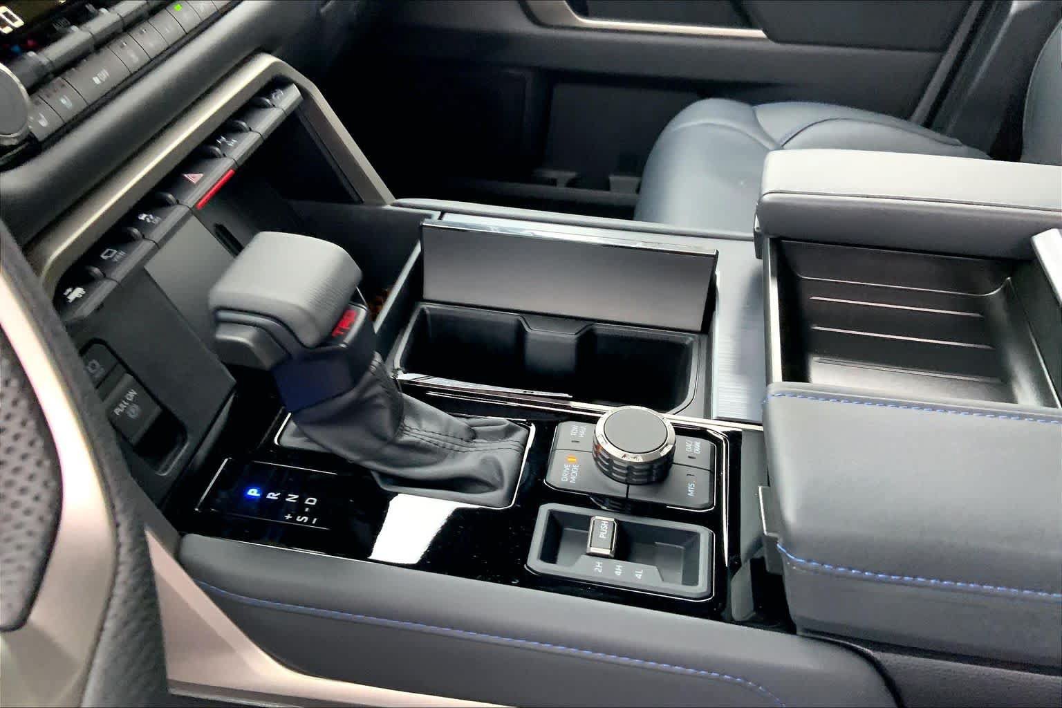 New 2026 Toyota Tundra Platinum AWD/4WD image 7