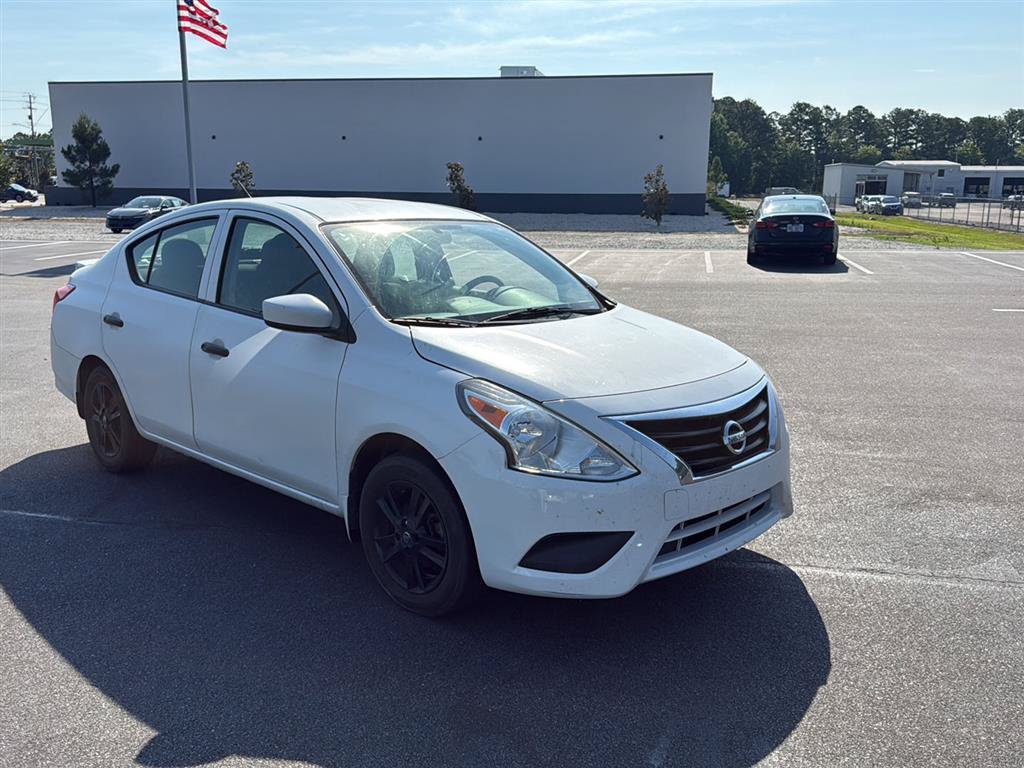 Used 2019 Nissan Versa S Plus FWD image 5