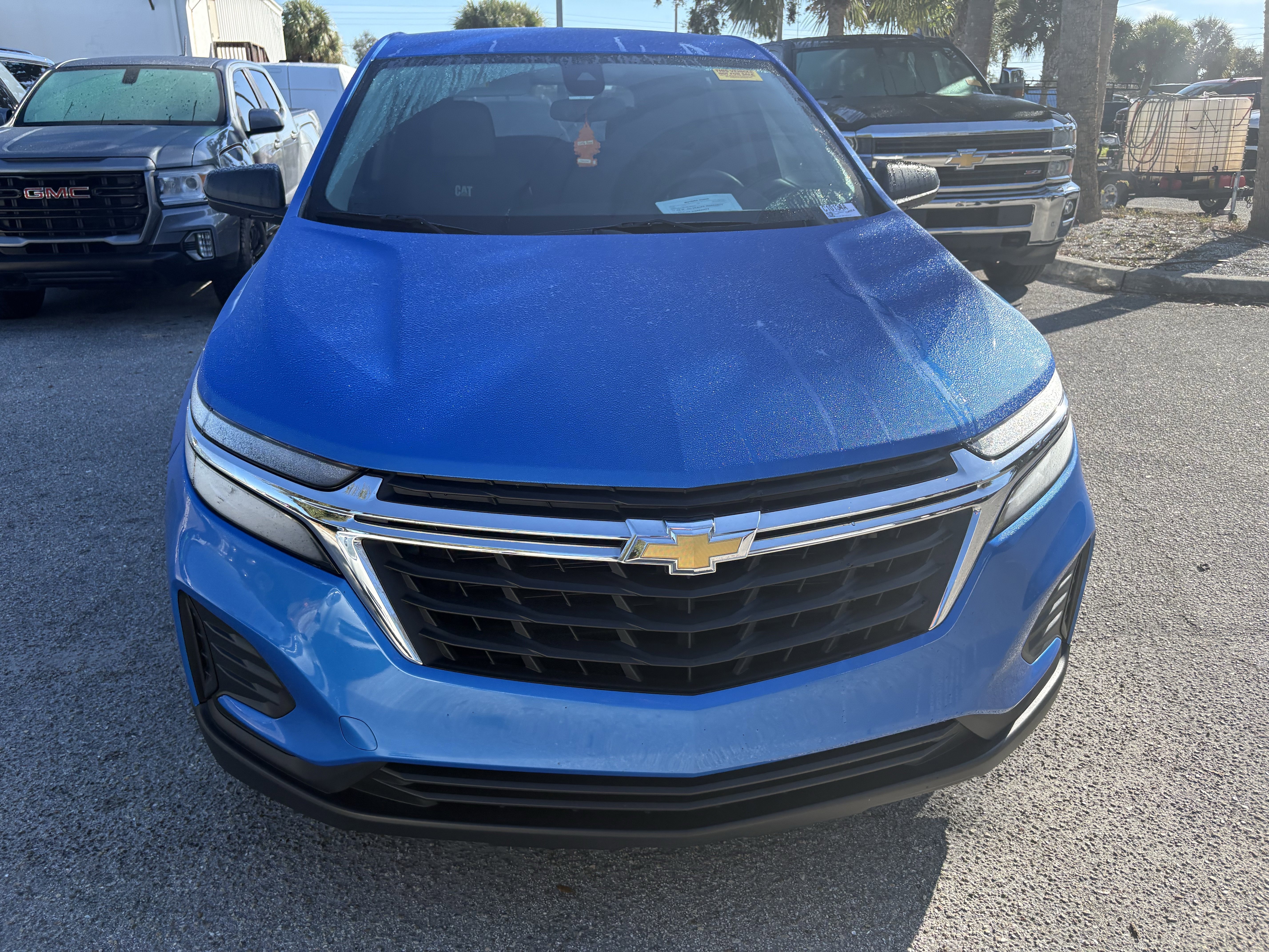 Used 2024 Chevrolet Equinox LS w/ Driver Confidence II Package image 2