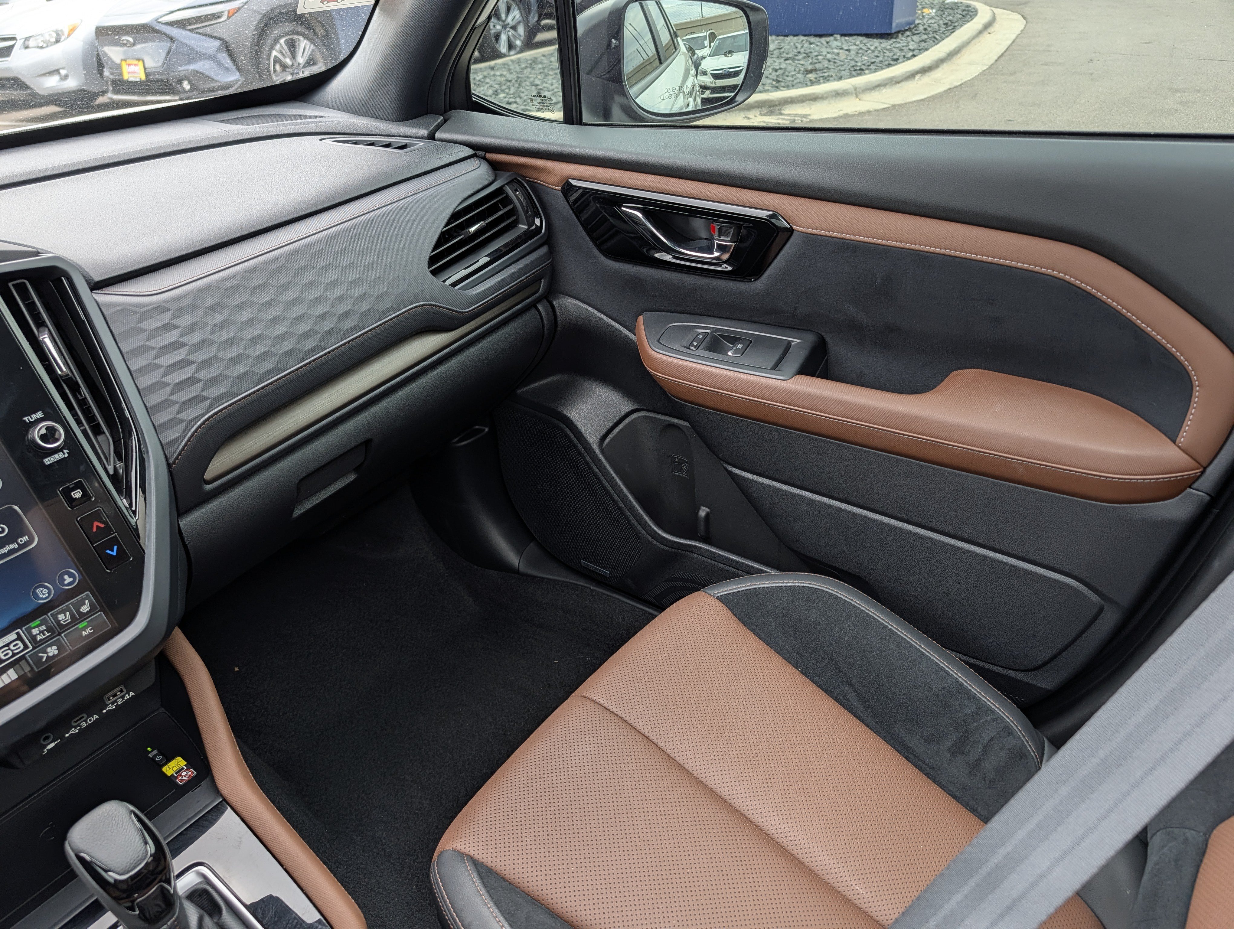 Used 2025 Subaru Forester Touring AWD/4WD image 14