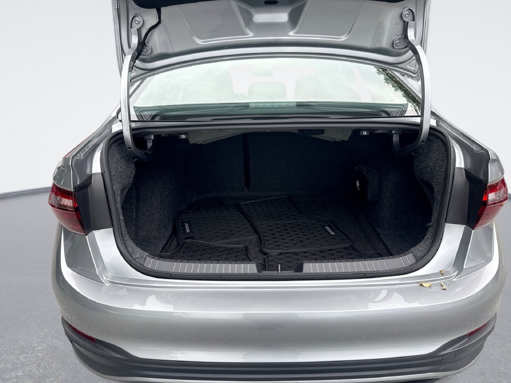 Used 2023 Volkswagen Jetta SE FWD image 20