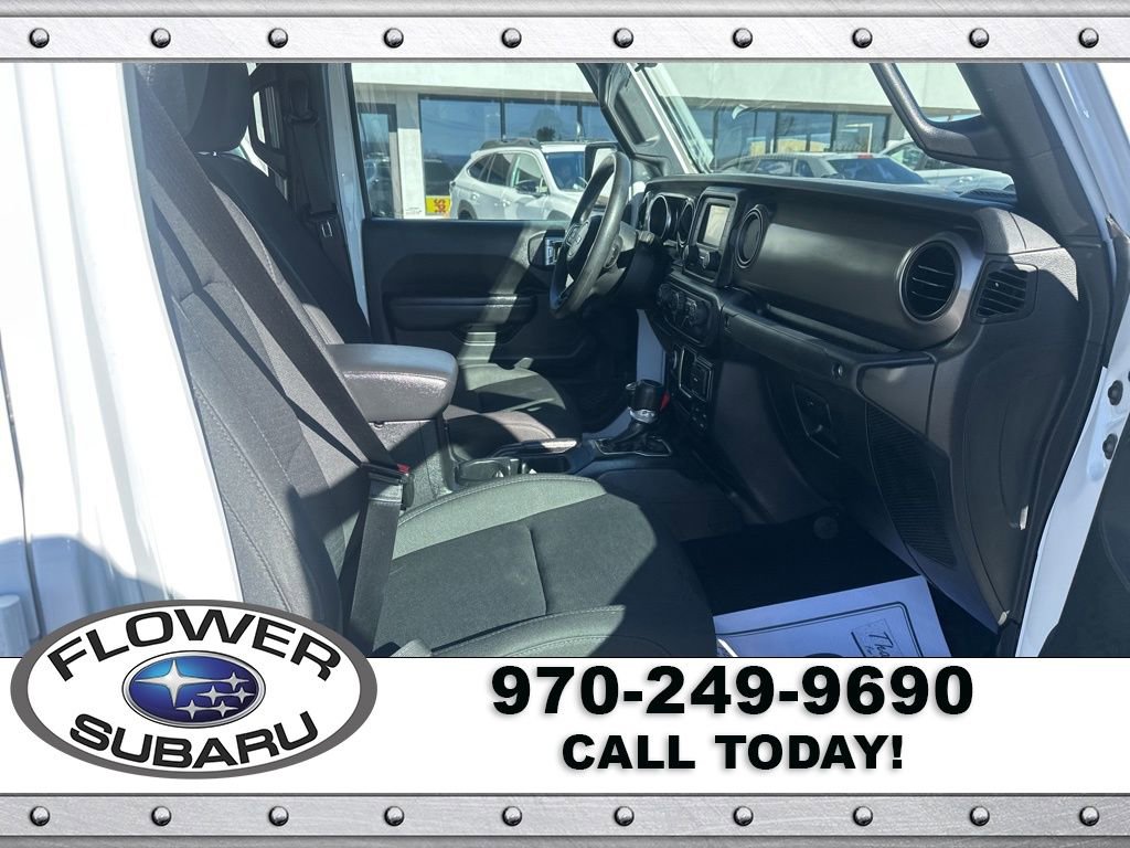 Used 2020 Jeep Gladiator Sport image 9