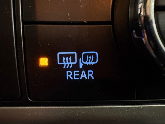 Used 2015 Toyota Highlander XLE image 8